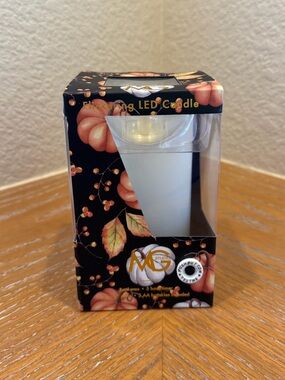 MG STUDIO White LED Flickering LED Candle